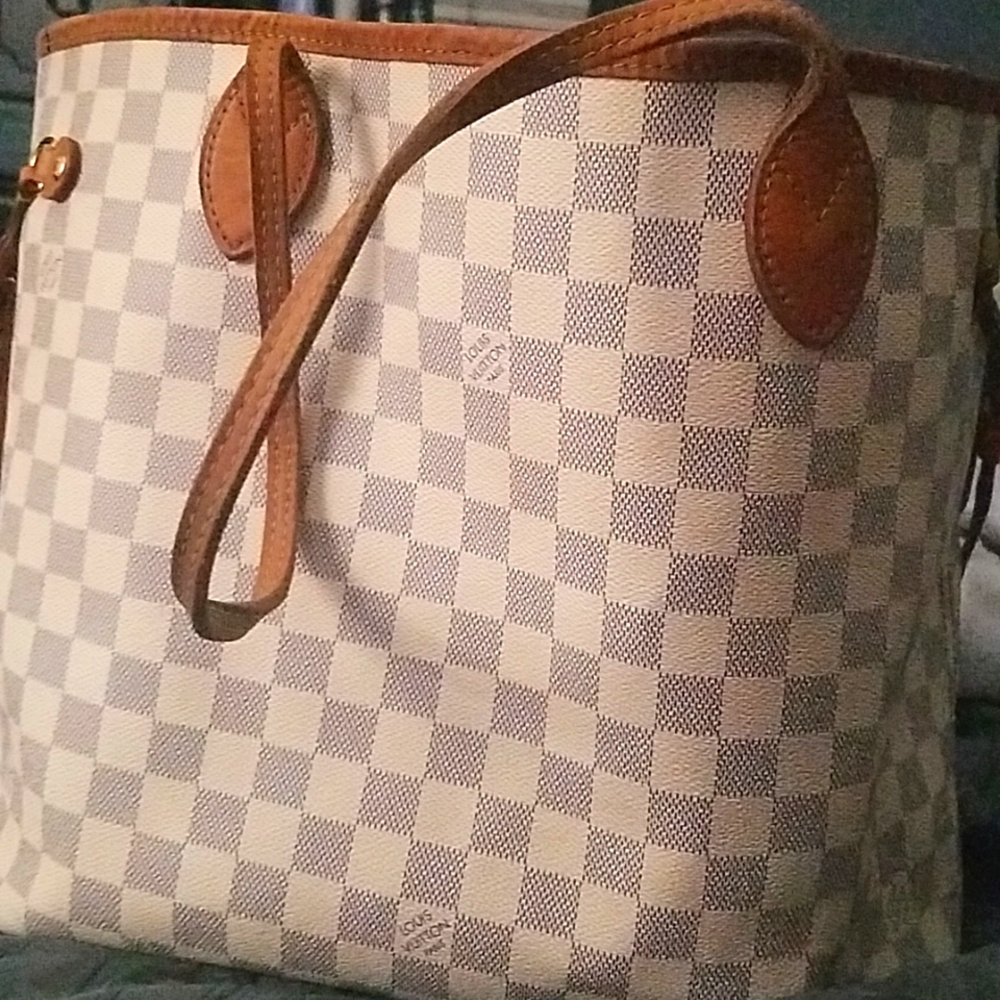 COPY - LOUIS VUITTON PURSE